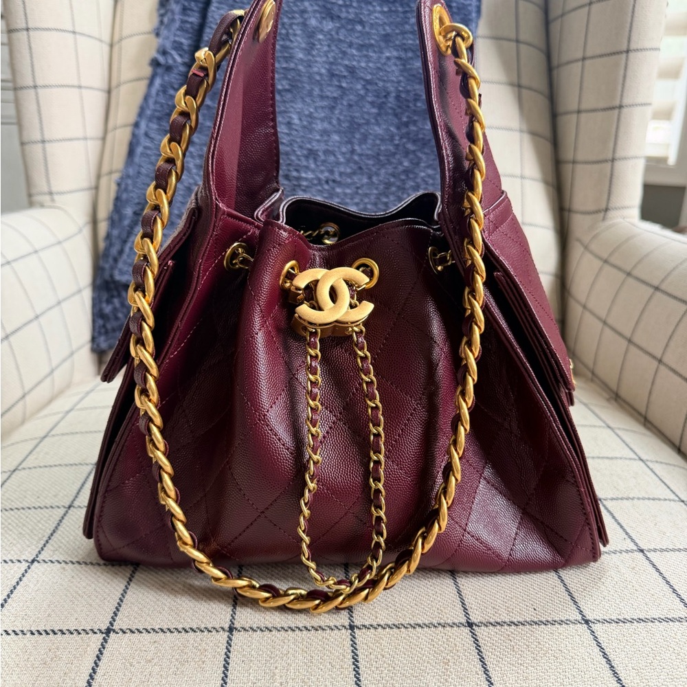 Chanel 25 Hobo Burgundy Leather Shoulder Bag with Gold Chain